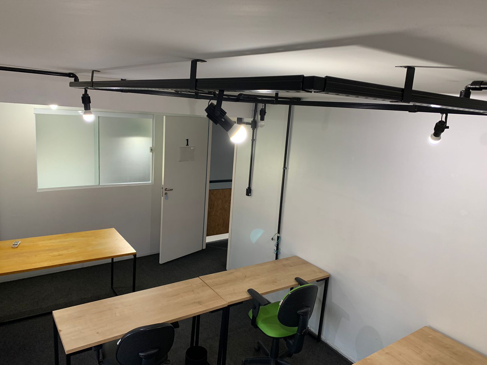 Por que uma sala privada em coworking é a solução ideal para o seu negócio?